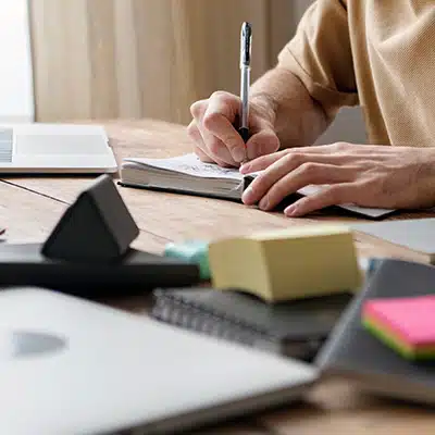 مشاوره مالیاتی آنلاین و مشاوره مالی مالیاتی آنلاین و تلفنی و مشاوره مالیاتی تلفنی رایگان، آنلاین و حضوری جهت کاهش جرائم مالیاتی و اظهارنامه مالیاتی و ارزش افزوده و با مشاور مالیاتی آنلاین، بدون مراجعه حضوری از خدمات تخصصی بهره‌مند شوید کاهش جرائم مالیاتی، کاهش مالیات و پاسخ فوری با مشاوره آنلاین